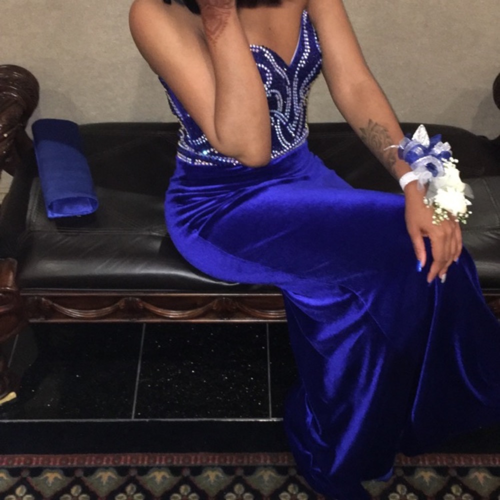 Senior Prom Dress 💙